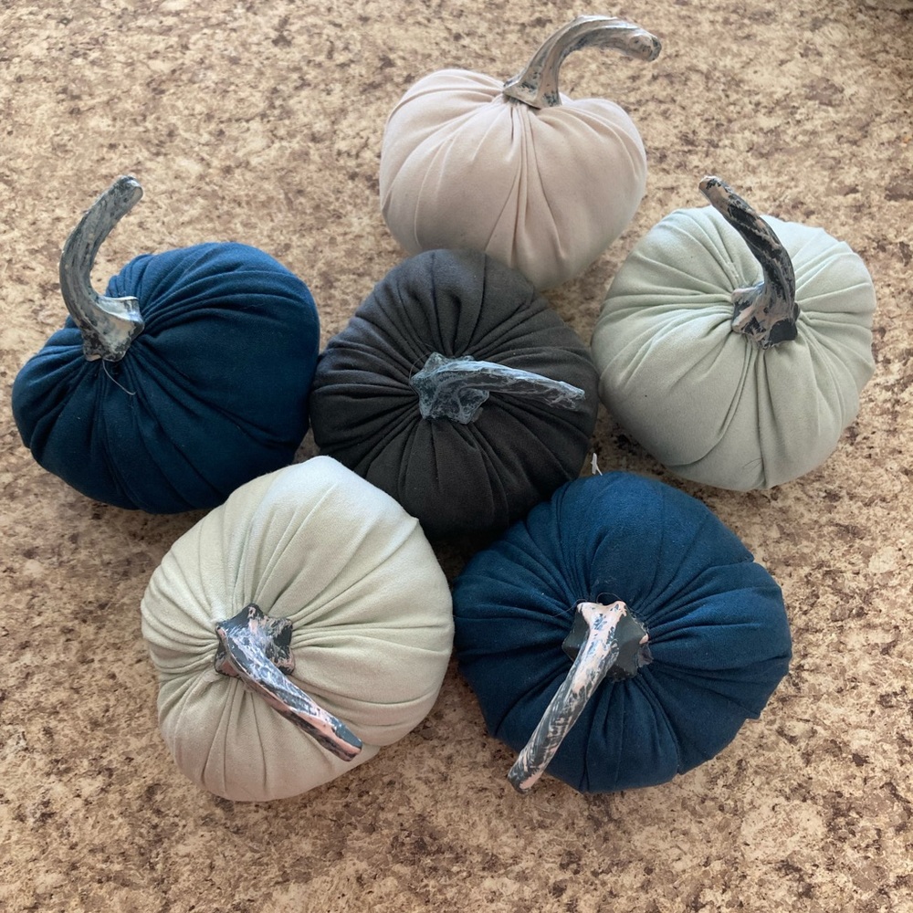 Decorative pumpkins.